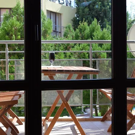 Akrotiria Apartman *